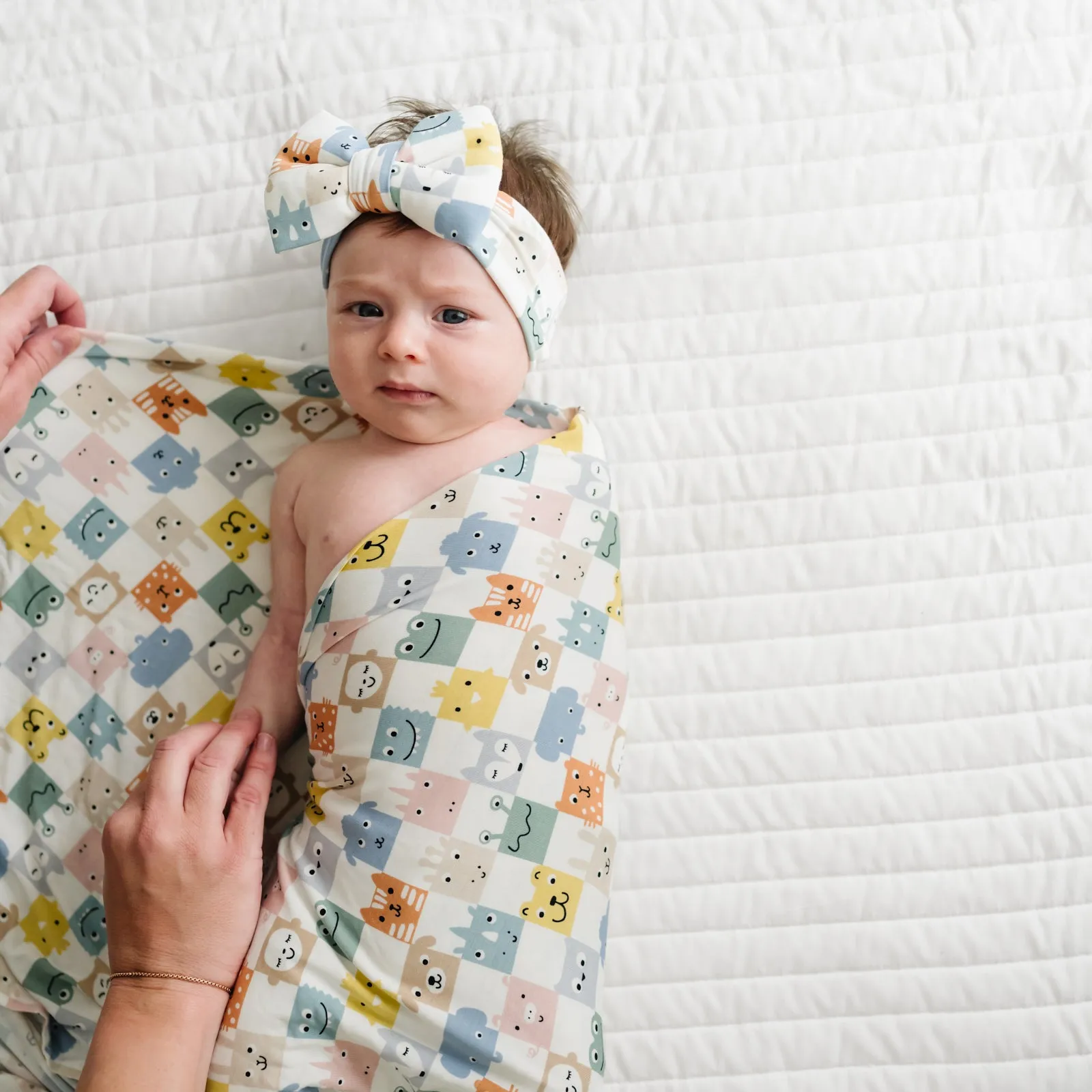 Check Mates Swaddle & Luxe Bow Headband Set